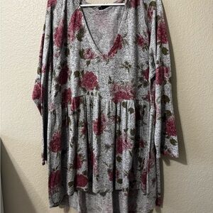 Torrid Heathered Gray Top with Subtle Pink Accents